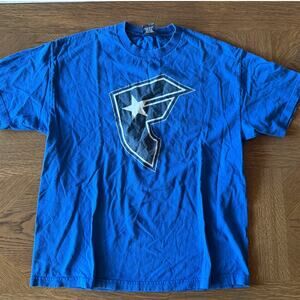 Famous Stars and Straps XL Blue Shield Logo Graphic Tee Y2K Skate Streetwear